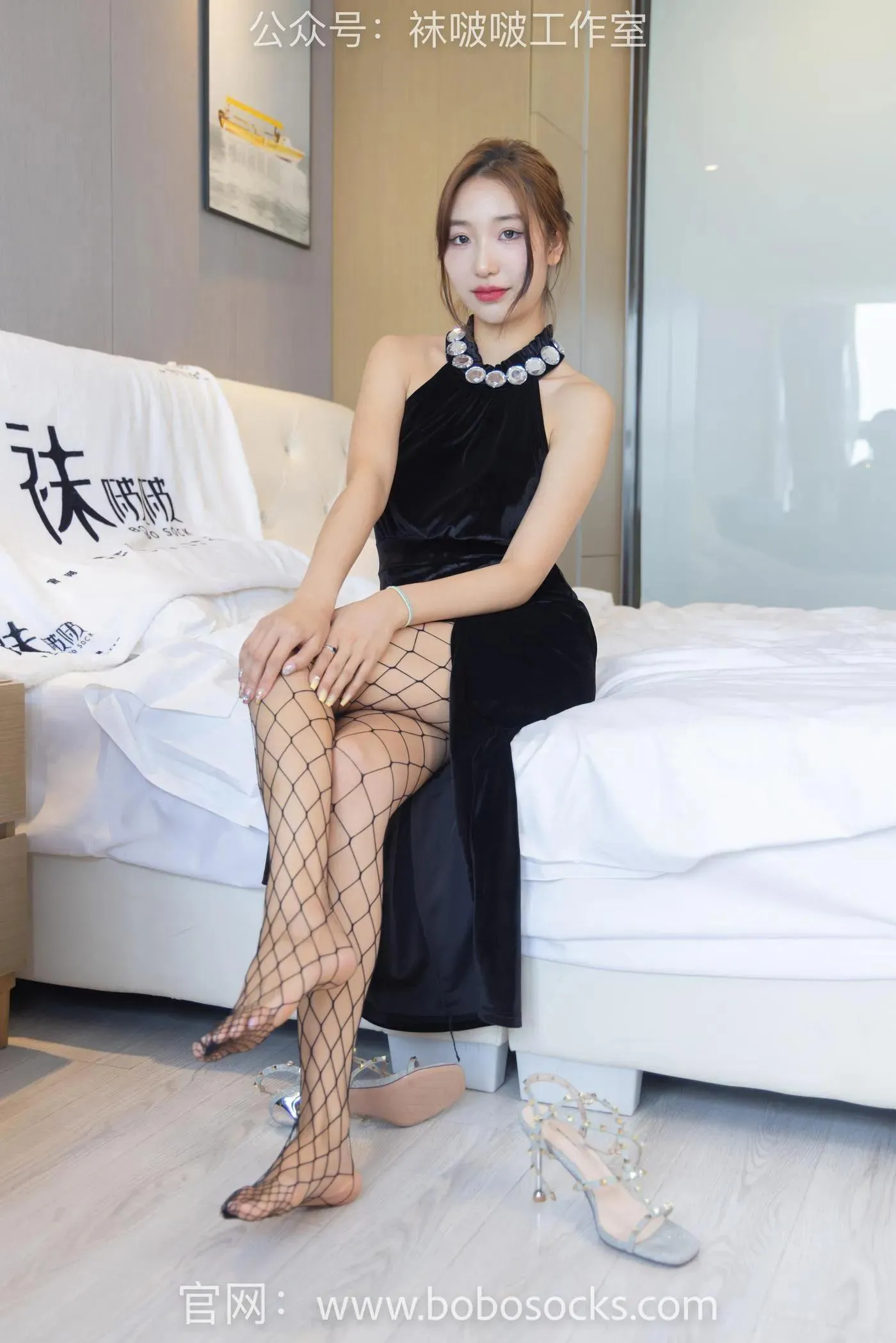 [BoBoSocks袜啵啵]NO.113 果果-高跟鞋、黑色网袜 [141P]插图